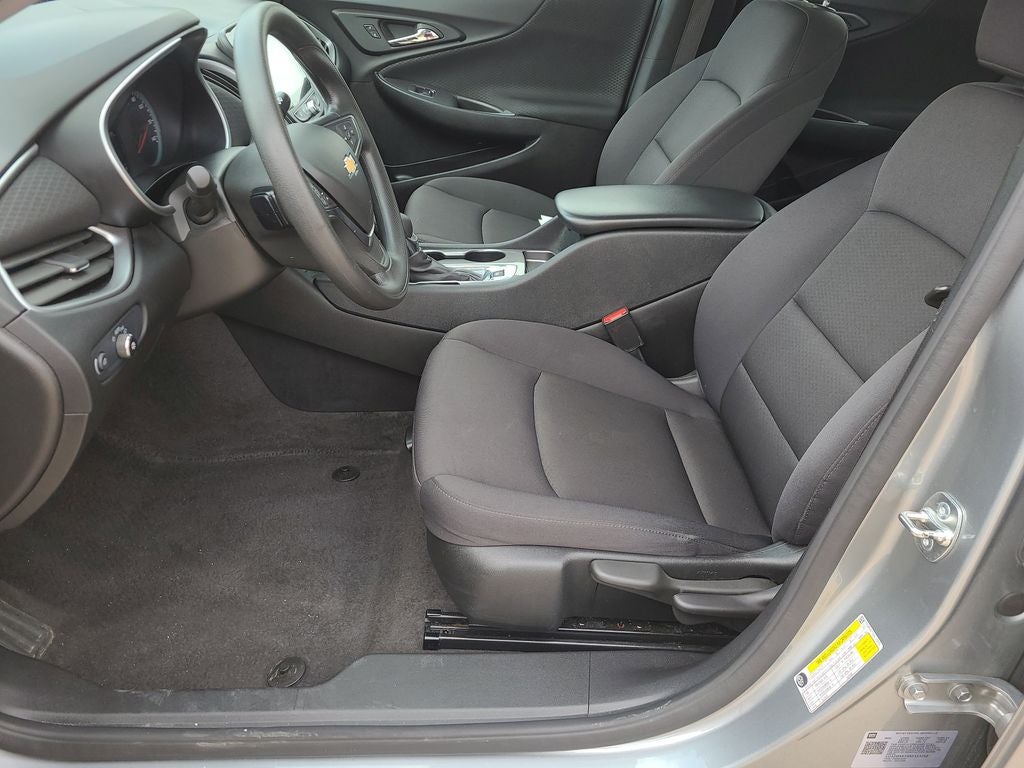 2025 Chevrolet Malibu LS 1LS