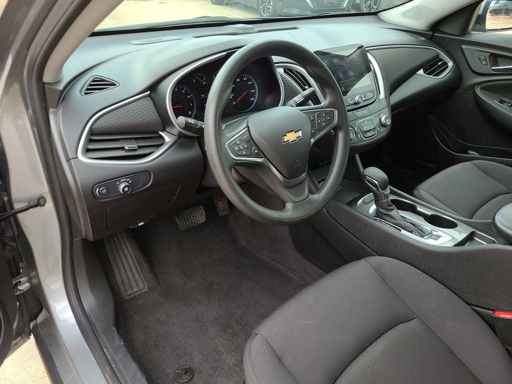 2025 Chevrolet Malibu LS 1LS