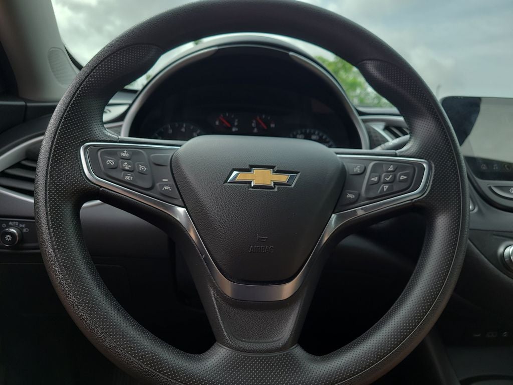 2025 Chevrolet Malibu LS 1LS