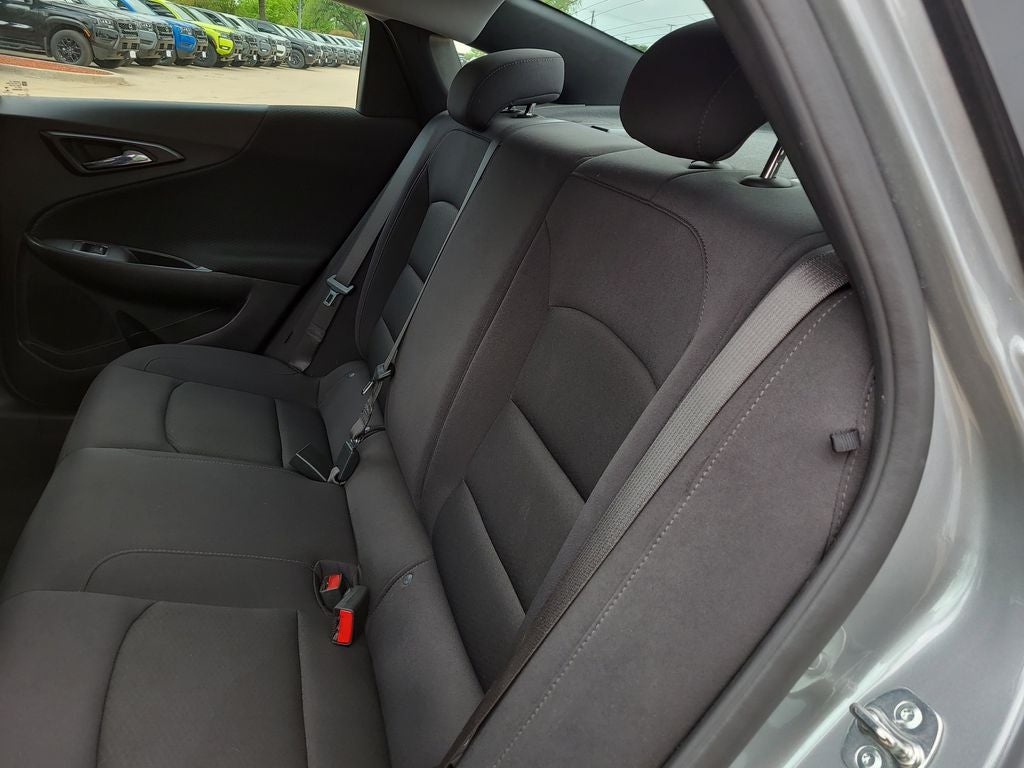 2025 Chevrolet Malibu LS 1LS