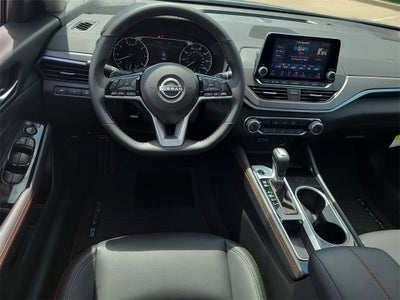 2025 Nissan Altima 2.5 SR