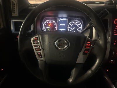 2017 Nissan Titan SV