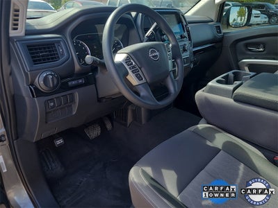 2023 Nissan Titan SV