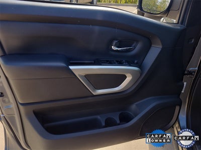 2023 Nissan Titan SV