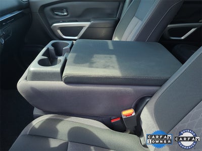 2023 Nissan Titan SV