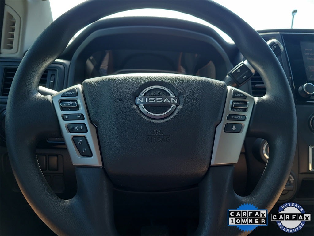 2023 Nissan Titan SV