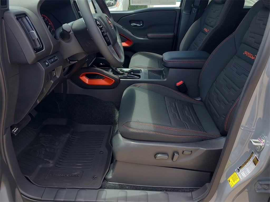 2025 Nissan Frontier PRO-X