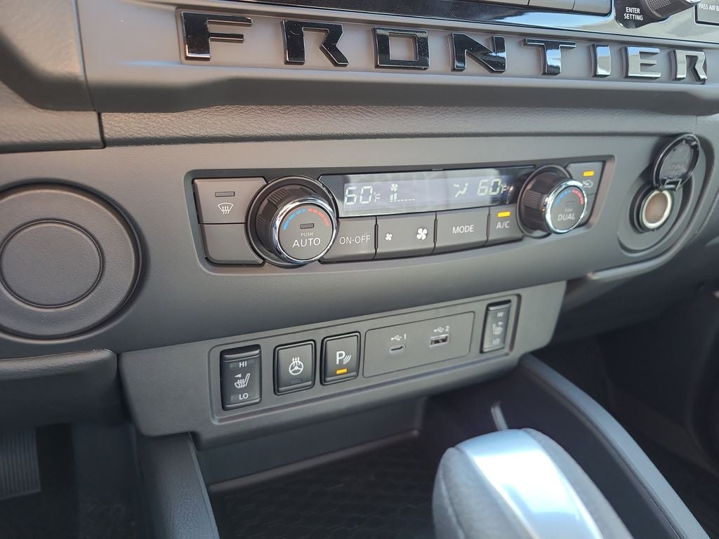 2026 Nissan Frontier SV