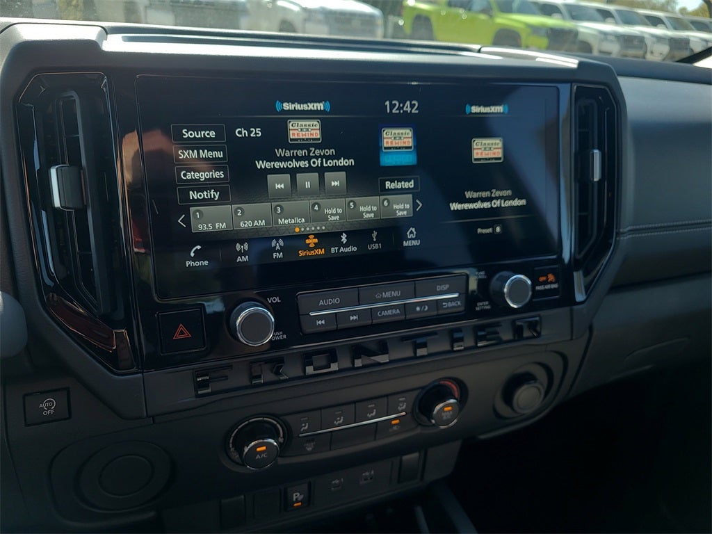 2026 Nissan Frontier SV