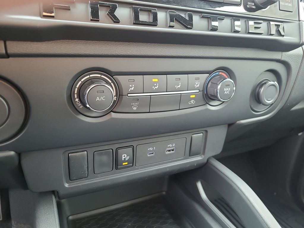 2026 Nissan Frontier SV