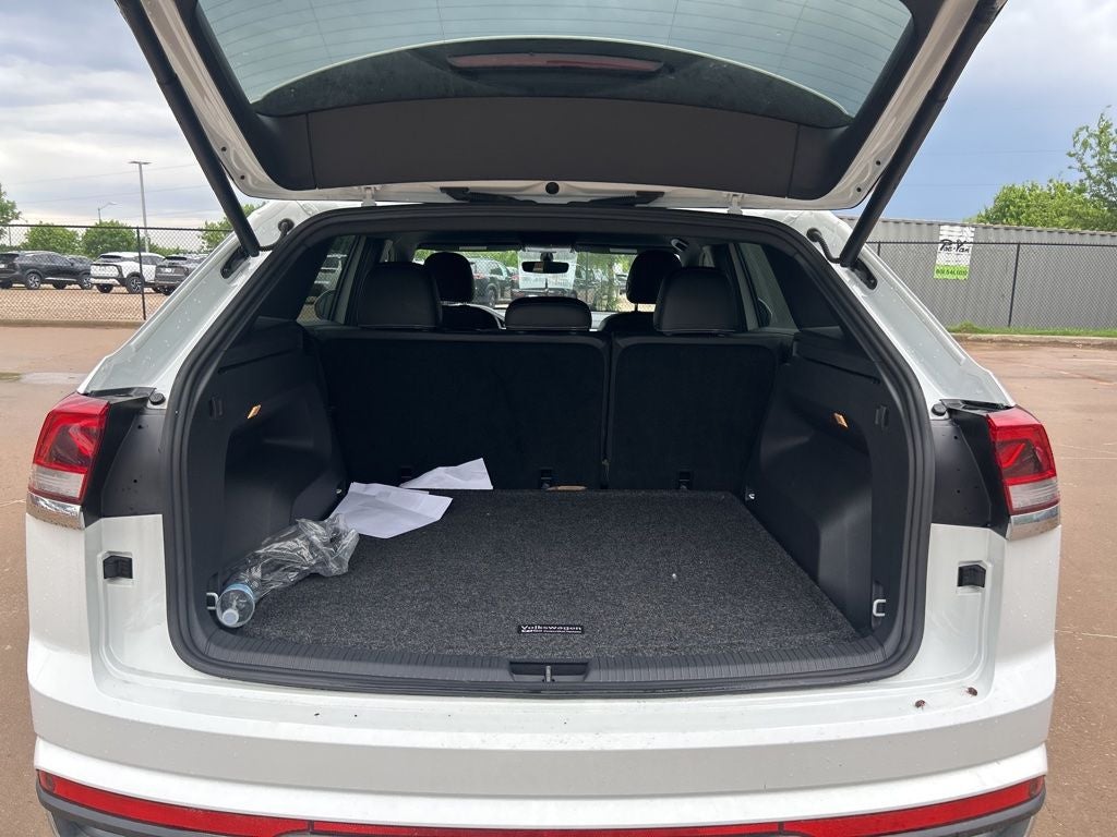 2022 Volkswagen Atlas Cross Sport 3.6L V6 SE w/Technology