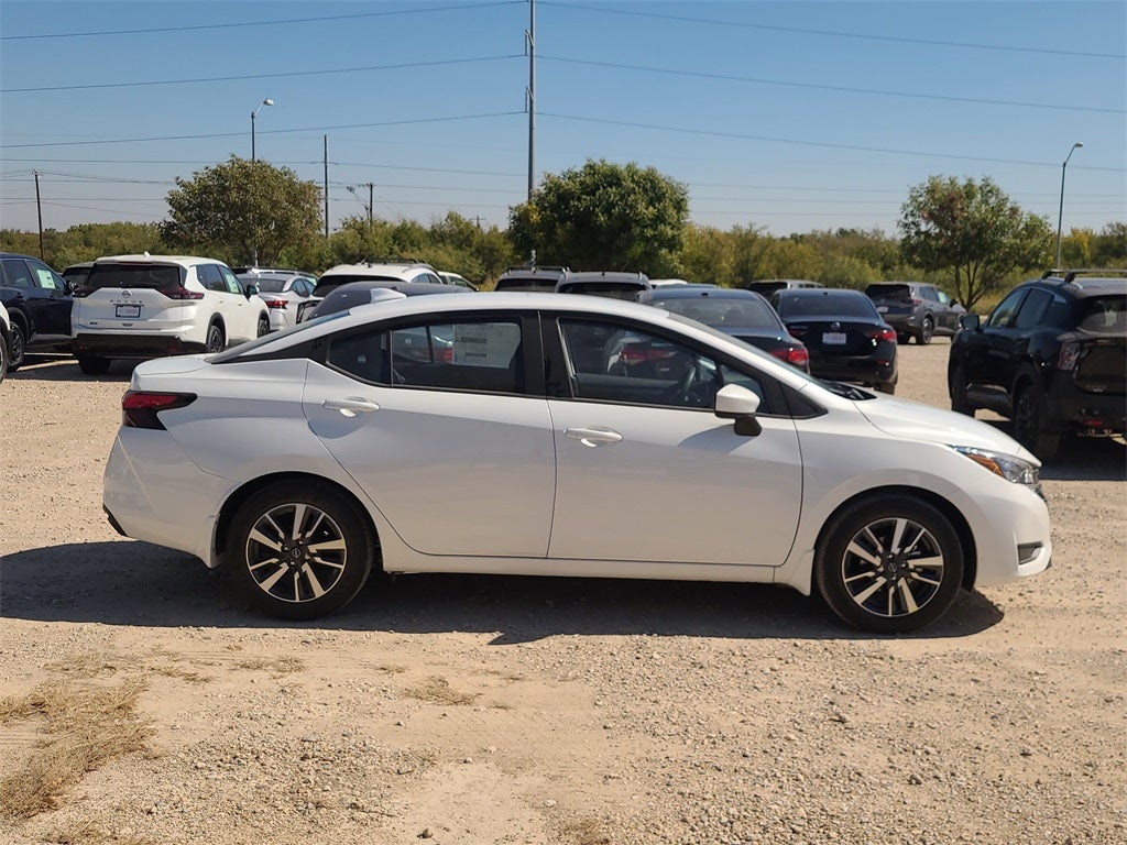 2025 Nissan Versa 1.6 SV