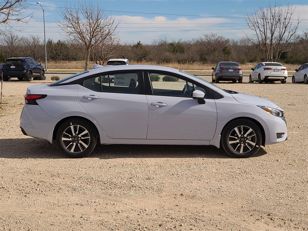 2025 Nissan Versa 1.6 SV
