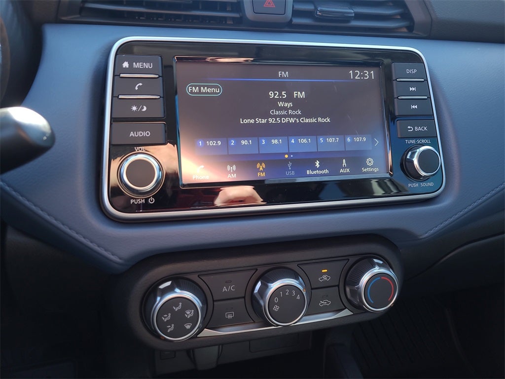 2025 Nissan Versa 1.6 SV