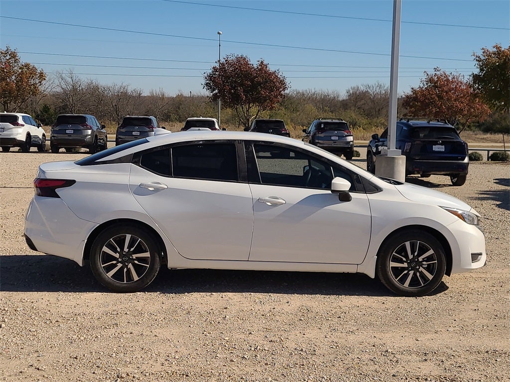 2025 Nissan Versa 1.6 SV