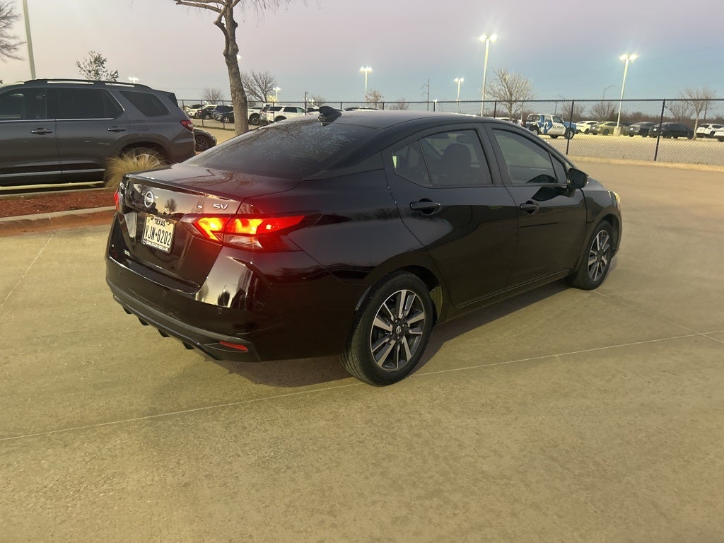 2021 Nissan Versa 1.6 SV