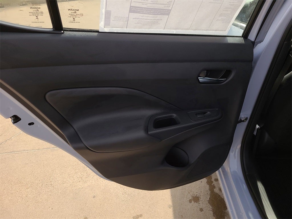 2025 Nissan Versa 1.6 SV