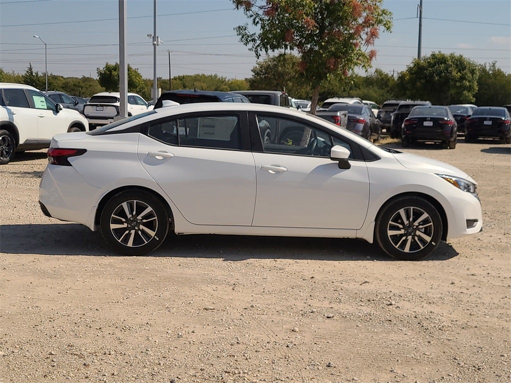 2025 Nissan Versa 1.6 SV