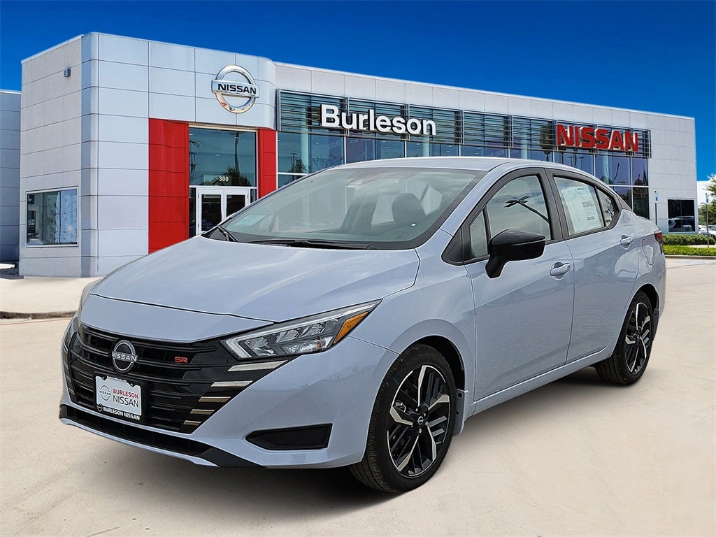 2025 Nissan Versa 1.6 SR