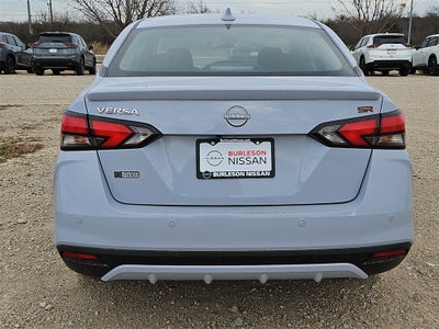 2025 Nissan Versa 1.6 SR