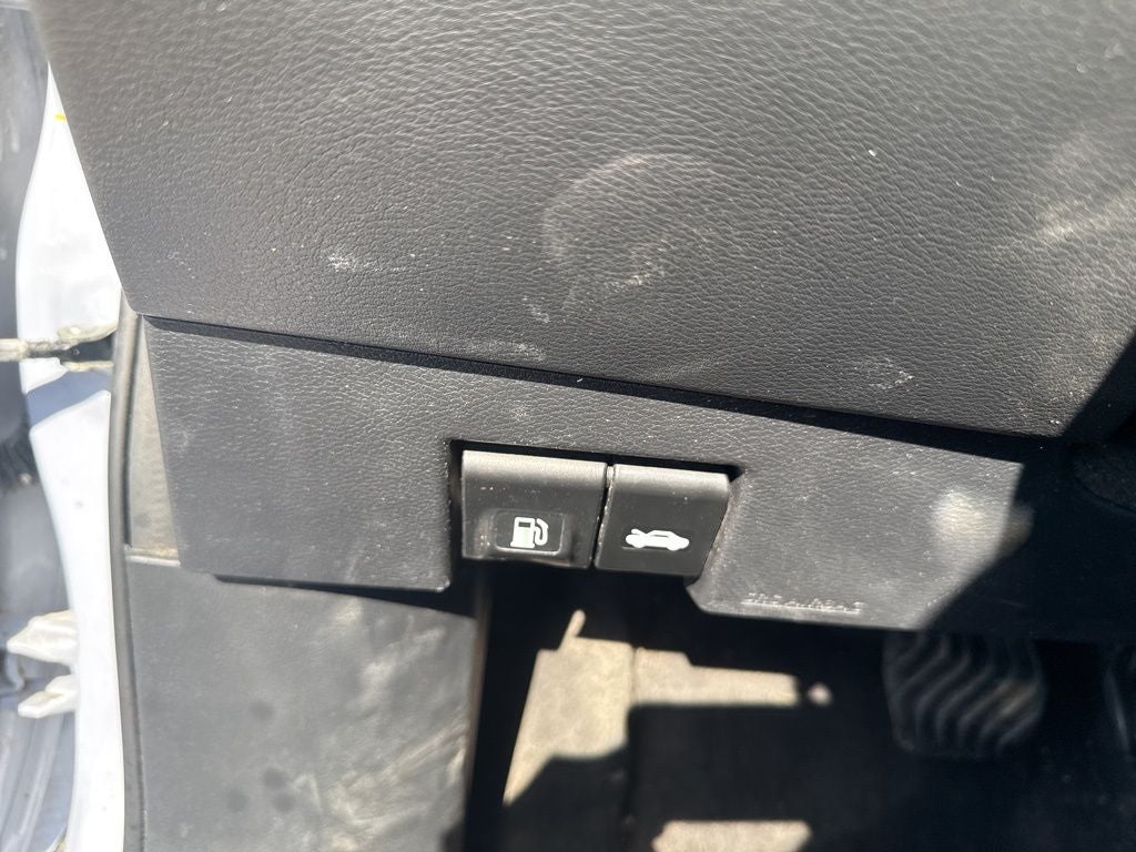 2024 Nissan Versa 1.6 SR