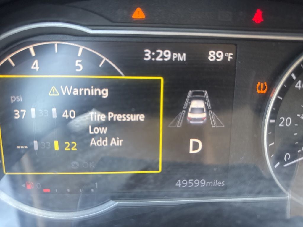 2024 Nissan Versa 1.6 SR