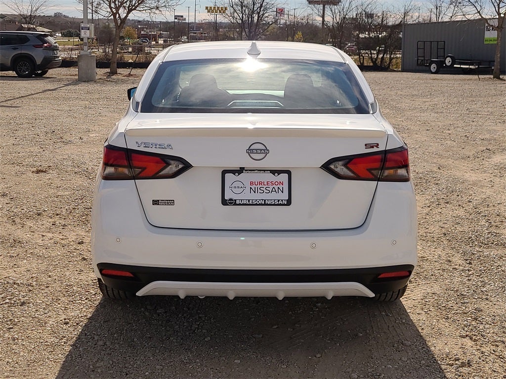 2025 Nissan Versa 1.6 SR