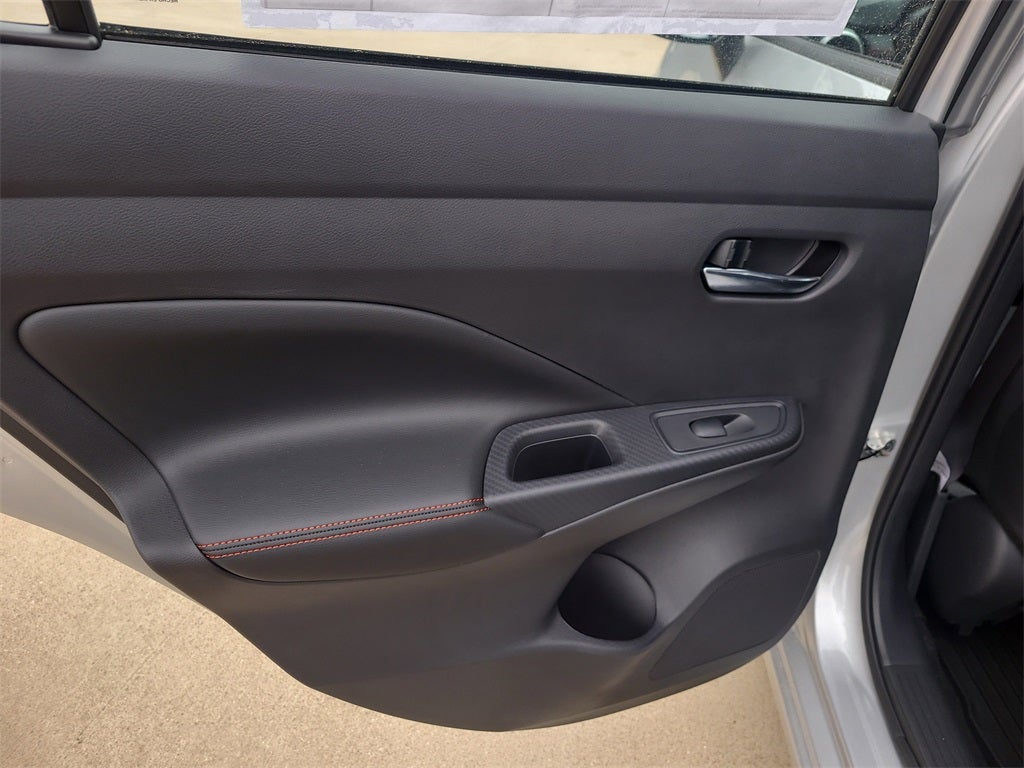 2025 Nissan Versa 1.6 SR