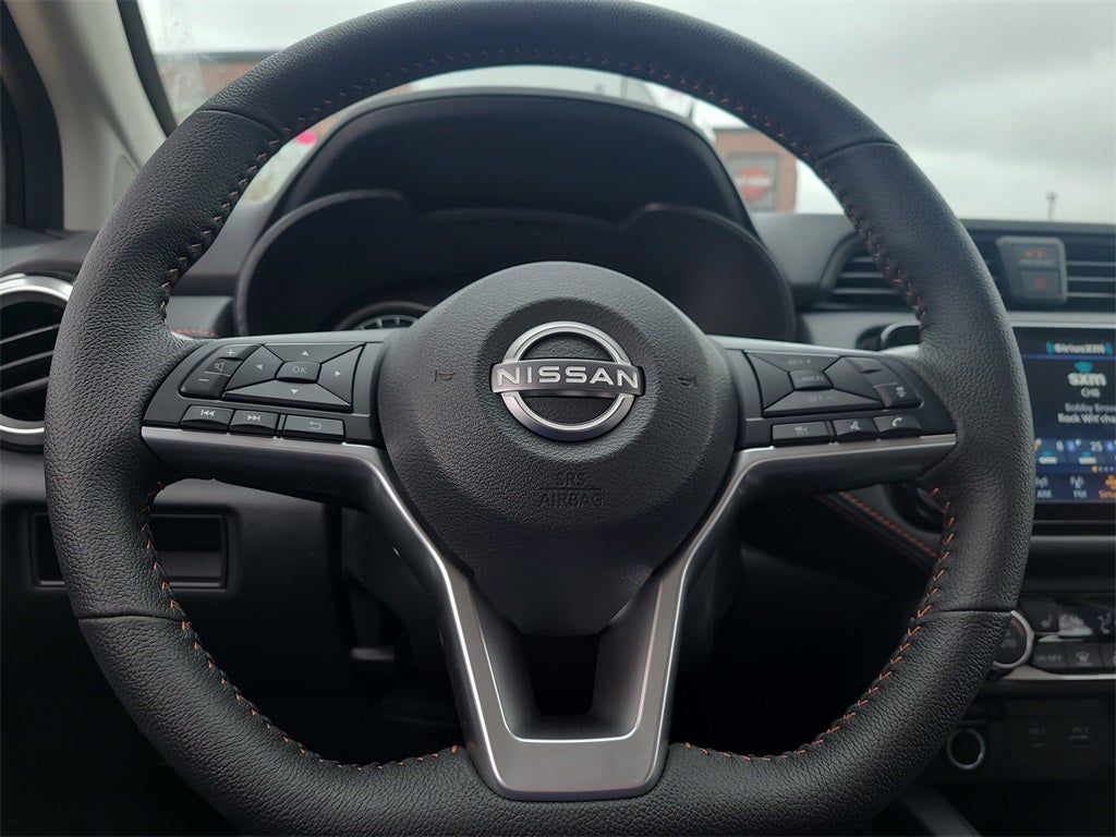 2025 Nissan Versa 1.6 SR