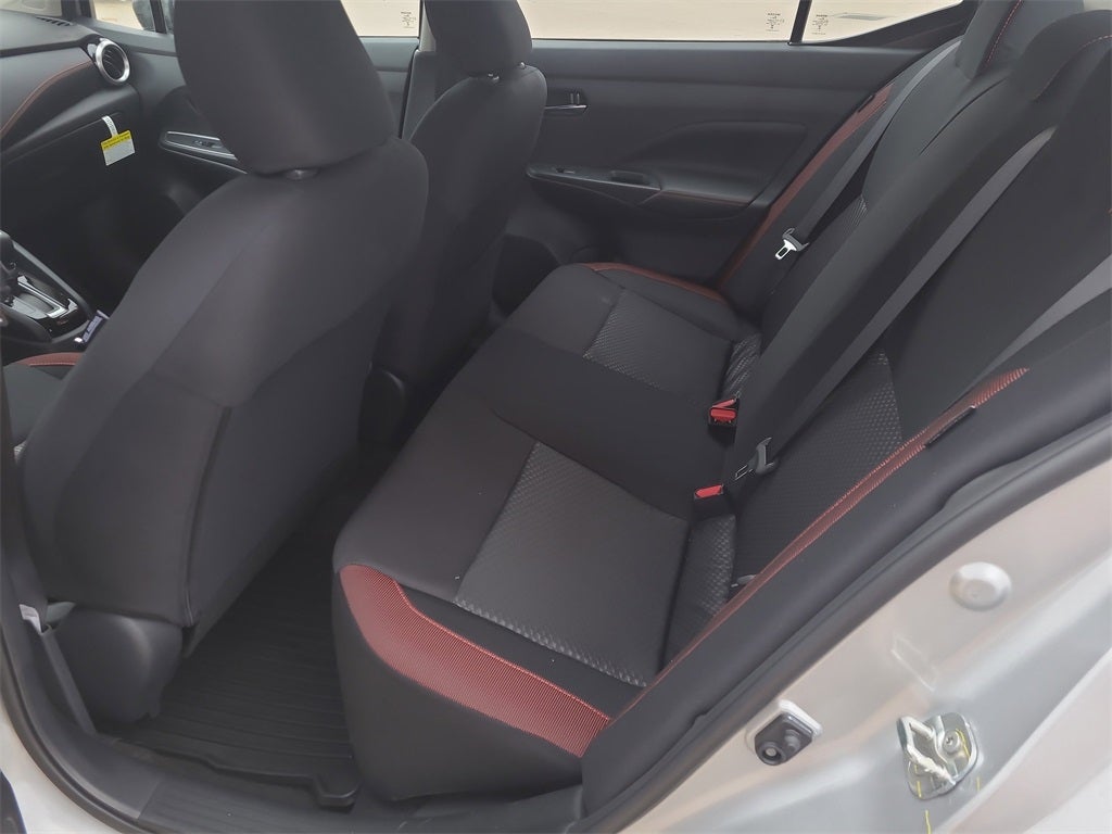 2025 Nissan Versa 1.6 SR