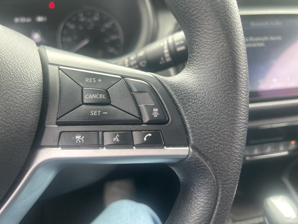 2022 Nissan Kicks SV