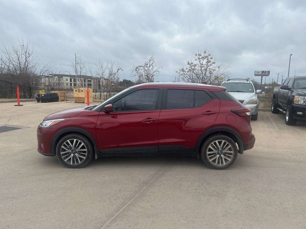 2022 Nissan Kicks SV