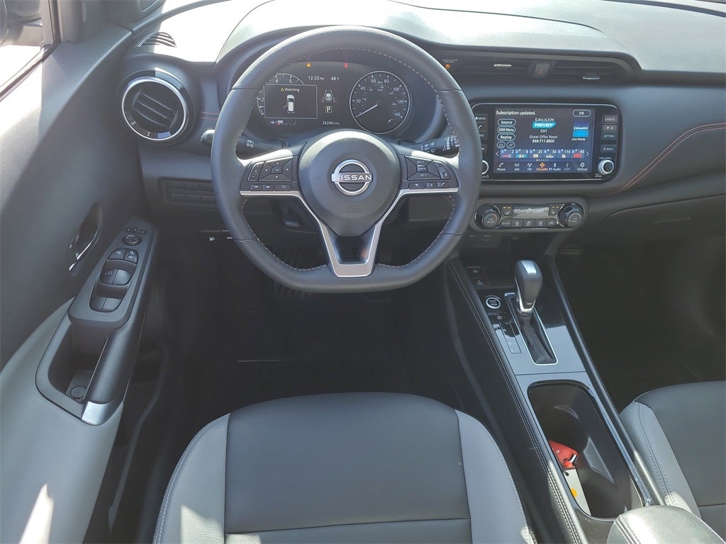 2023 Nissan Kicks SR