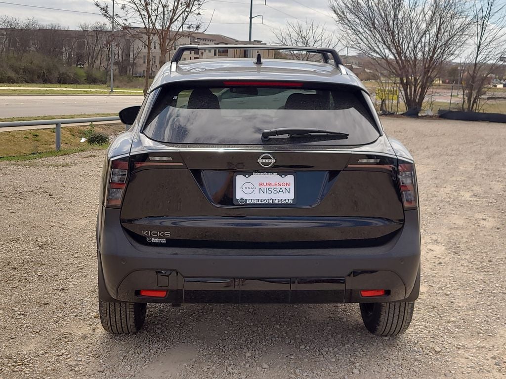 2026 Nissan Kicks SV