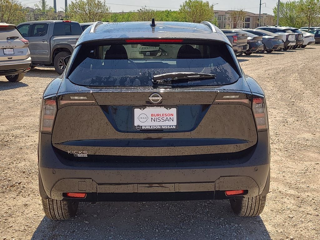 2026 Nissan Kicks SV