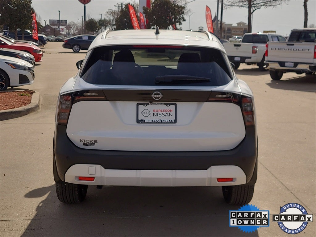 2026 Nissan Kicks SV