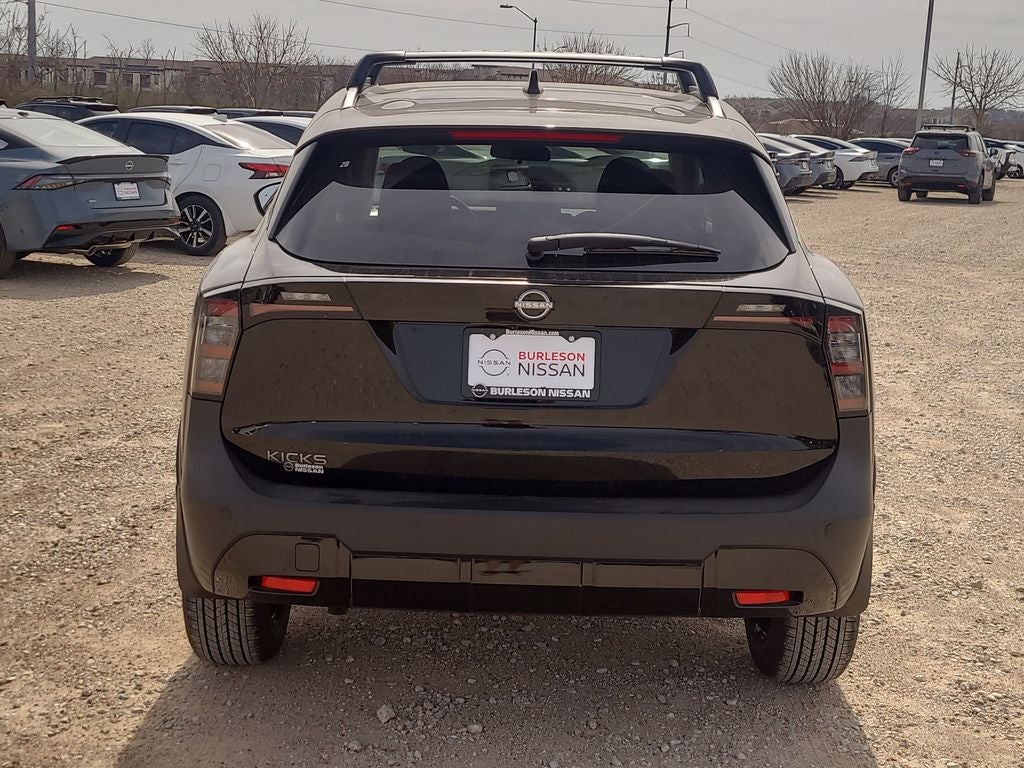 2026 Nissan Kicks SV