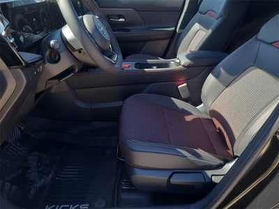 2026 Nissan Kicks SR