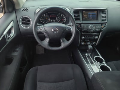 2015 Nissan Pathfinder SV