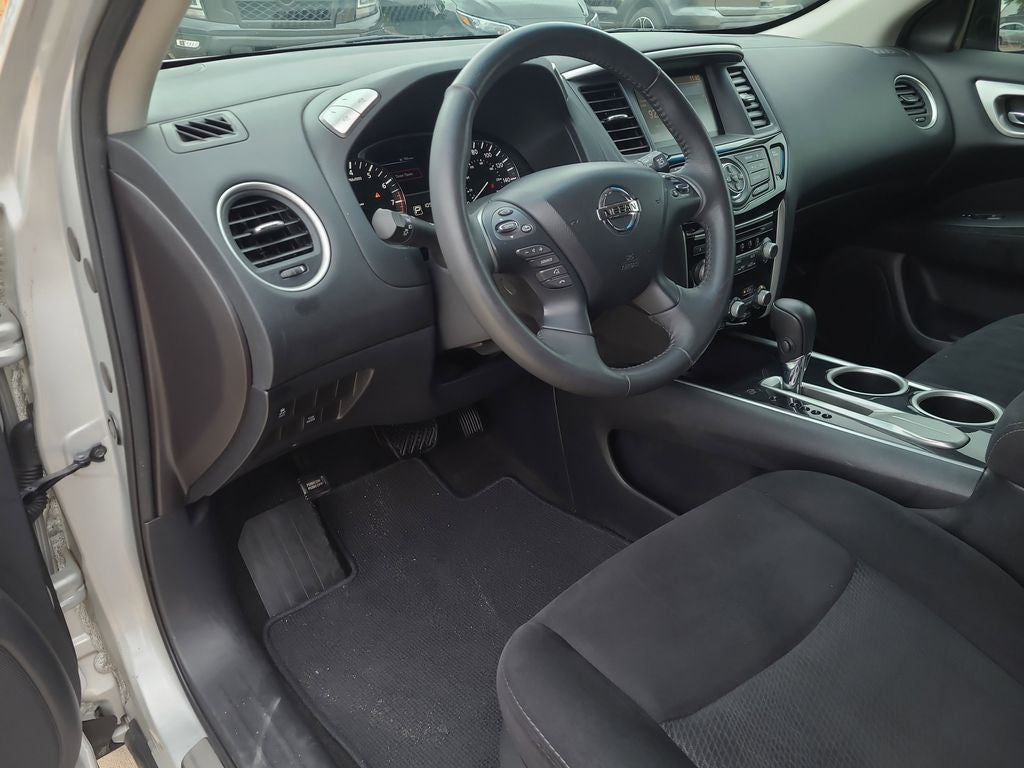 2015 Nissan Pathfinder SV