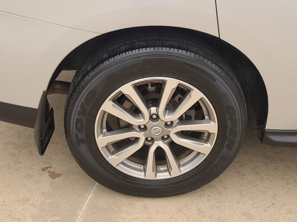 2015 Nissan Pathfinder SV