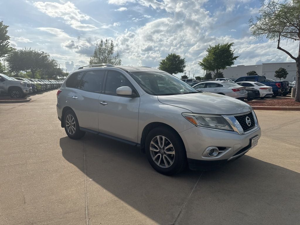2015 Nissan Pathfinder SV