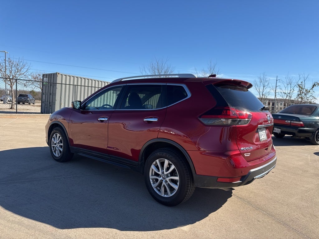 2020 Nissan Rogue SV