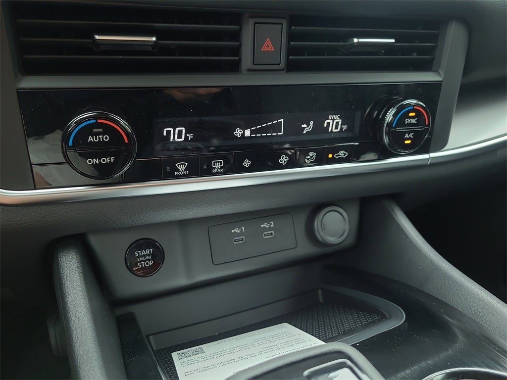 2026 Nissan Rogue SV