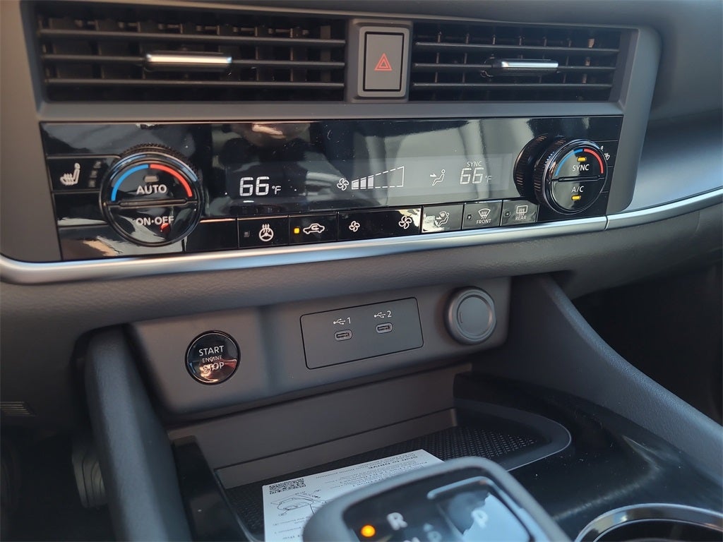 2026 Nissan Rogue SV