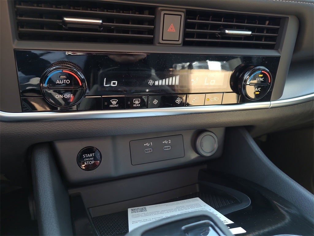 2026 Nissan Rogue SV