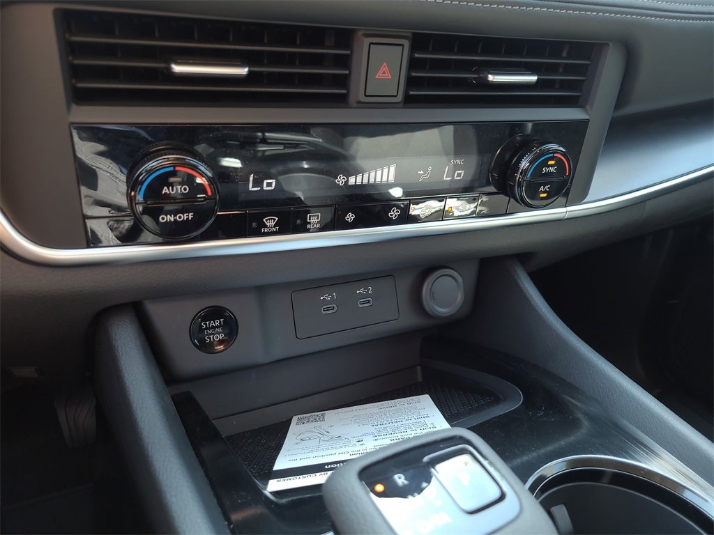 2026 Nissan Rogue SV