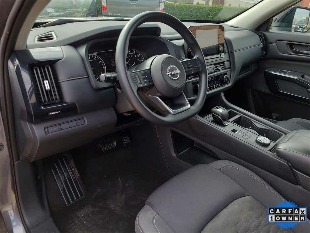 2023 Nissan Pathfinder S