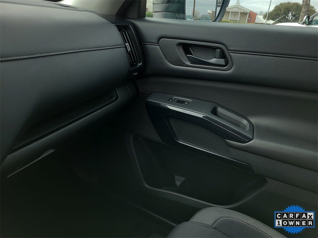 2023 Nissan Pathfinder S