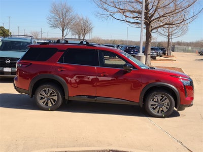 2026 Nissan Pathfinder SV